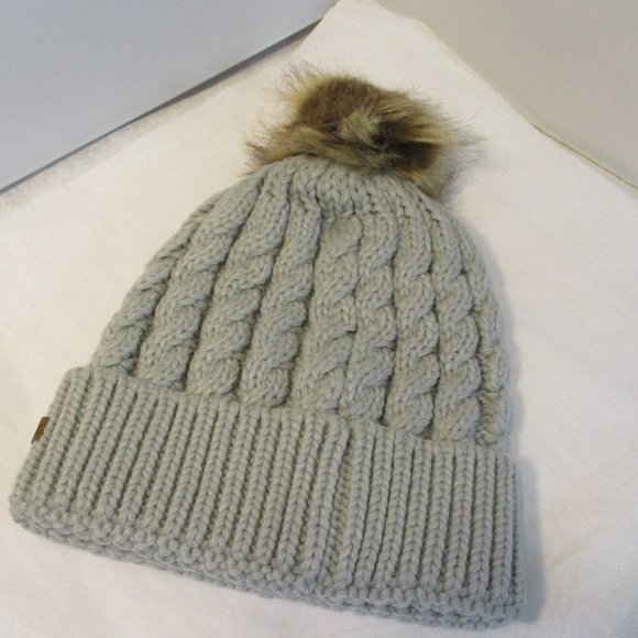 New NIP Gray Grey Knit Winter Hat Beanie with Pom Pom - Picture 2 of 2